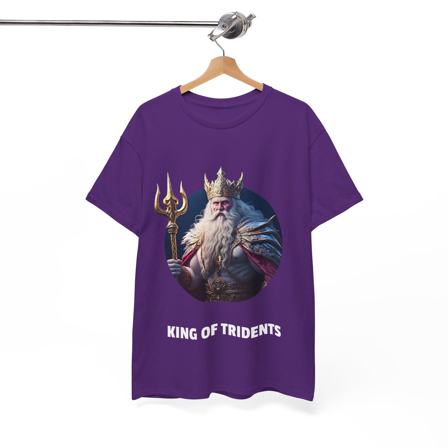 King Of Tridents - Unisex-T-Shirt aus schwerer Baumwolle (UK)