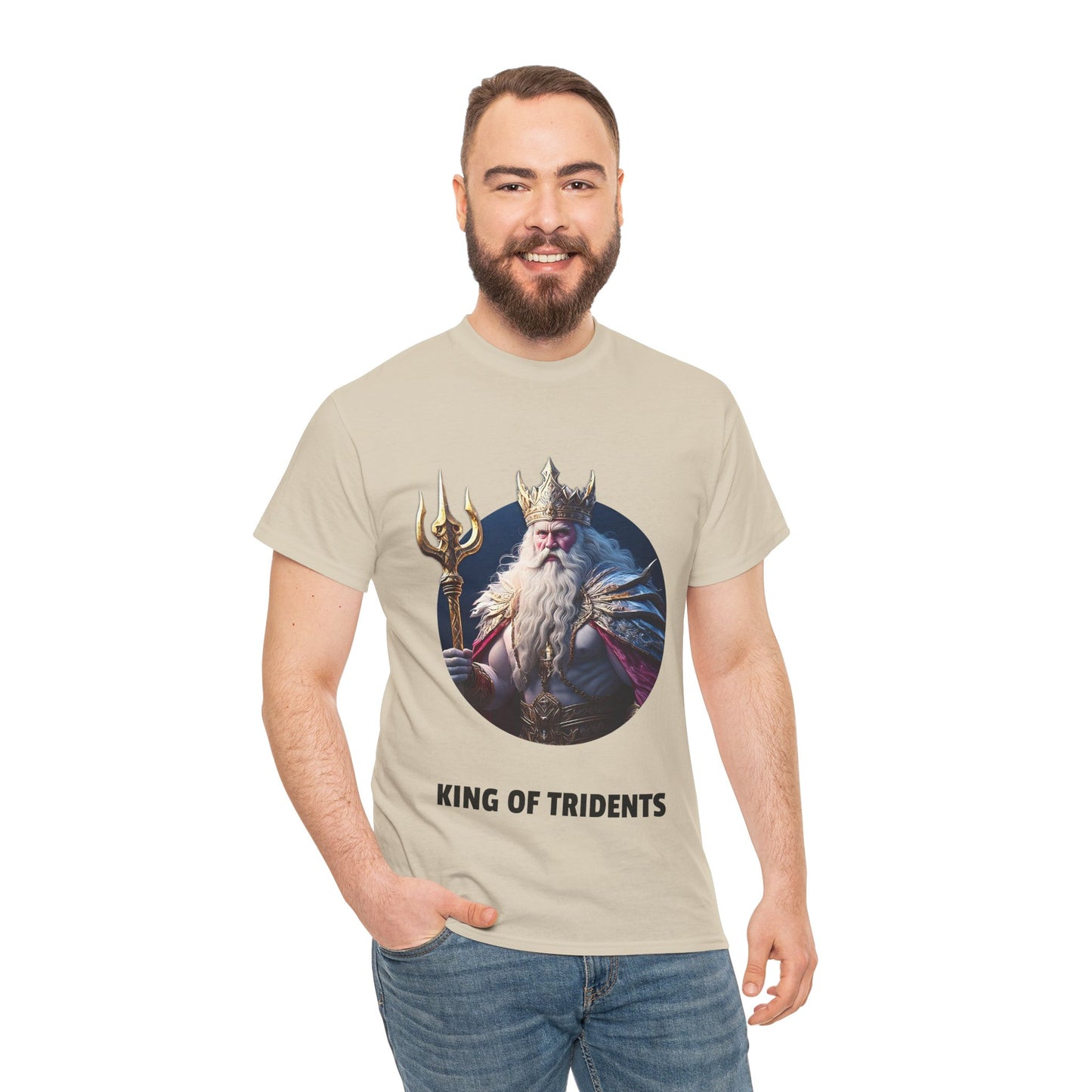 King Of Tridents - Unisex-T-Shirt aus schwerer Baumwolle (UK)